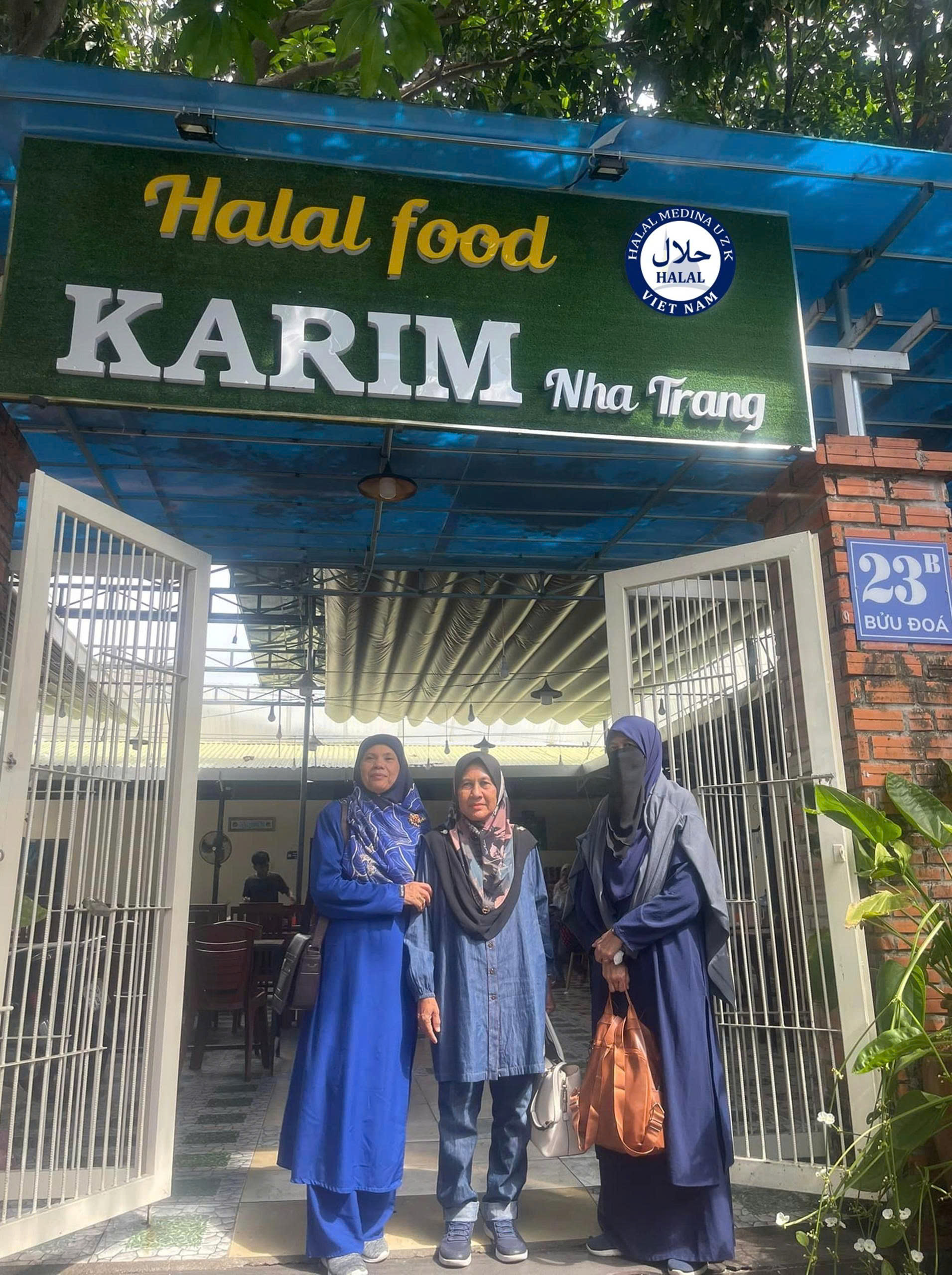 Nhà hàng Halal Food Karim - Nha Trang đạt chứng nhận Halal Medina UZK
